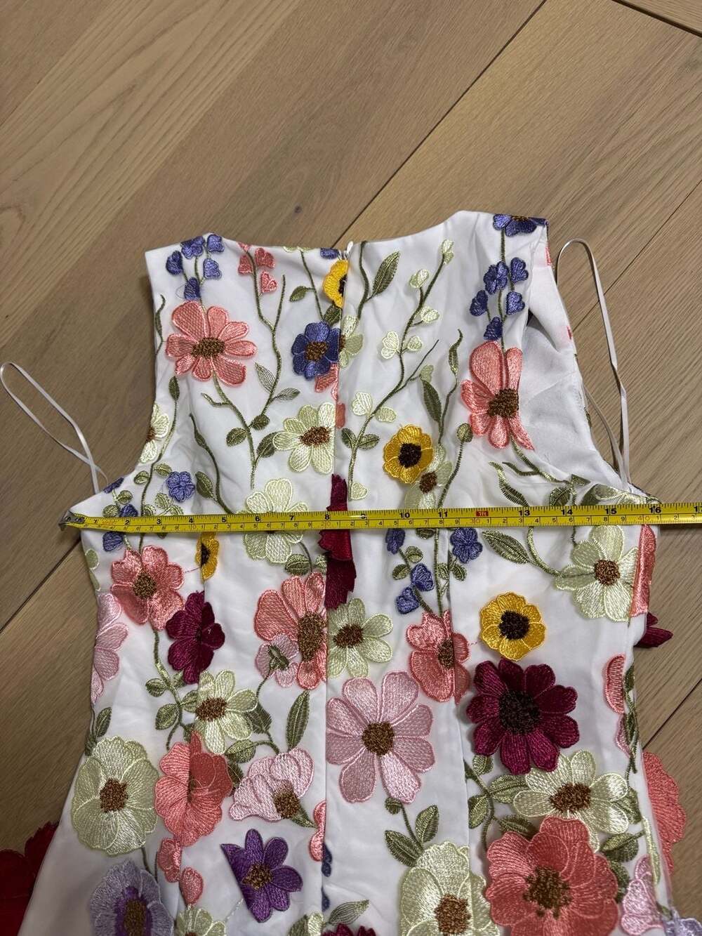 Endless Rose 3D Floral Embroidered Sleeveless Mini Dress White Size S - Picture 9 of 12